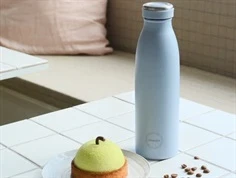 AYA&IDA powder blue drikkeflaske 500ml